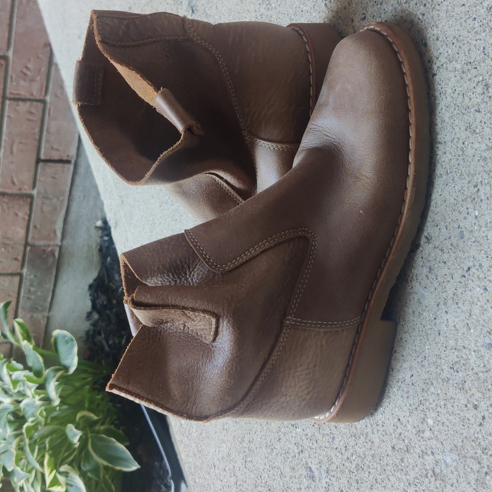 Roots - Ankle boots - Tribe leather - women's size 7